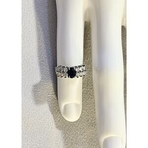 925 Sterling Silver Ring With Deep Blue Sapphire CZ Fan Cluster | Size 4 | 2+ G